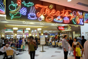 Entrance to the food court at a shopping mall in Aventura, Florida. © Jeffrey Greenberg/Universal Images Group/Getty