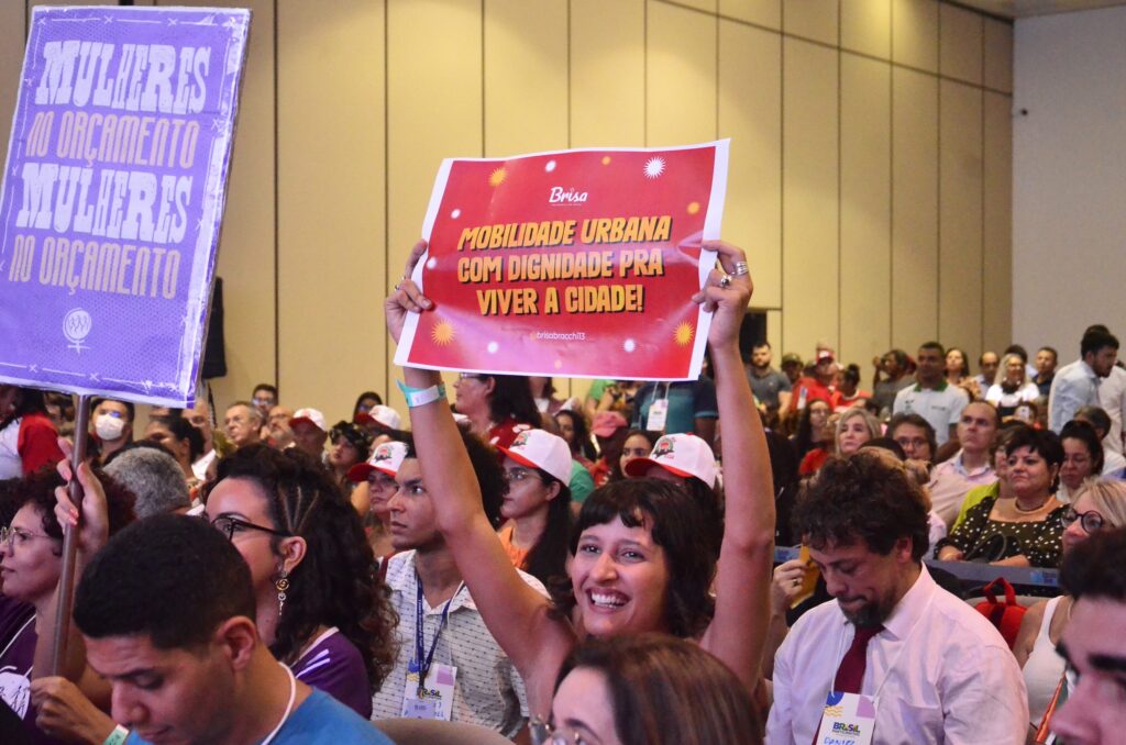 Civil society organizations and individuals participate in budget and priority decisions with their local government in Natal, Brazil, on May 25, 2023. © Jose Aldenir/TheNEWS2/Newscom