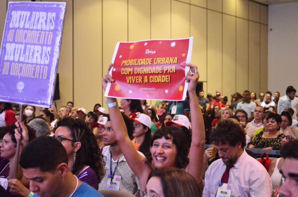 Civil society organizations and individuals participate in budget and priority decisions with their local government in Natal, Brazil, on May 25, 2023. © Jose Aldenir/TheNEWS2/Newscom