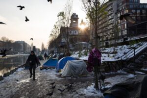 A migrant encampment in Paris, 2018. © Hugo Aymar/HAYTHAM-REA/Redux